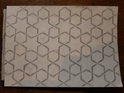 Hexagon strap in pencil design
